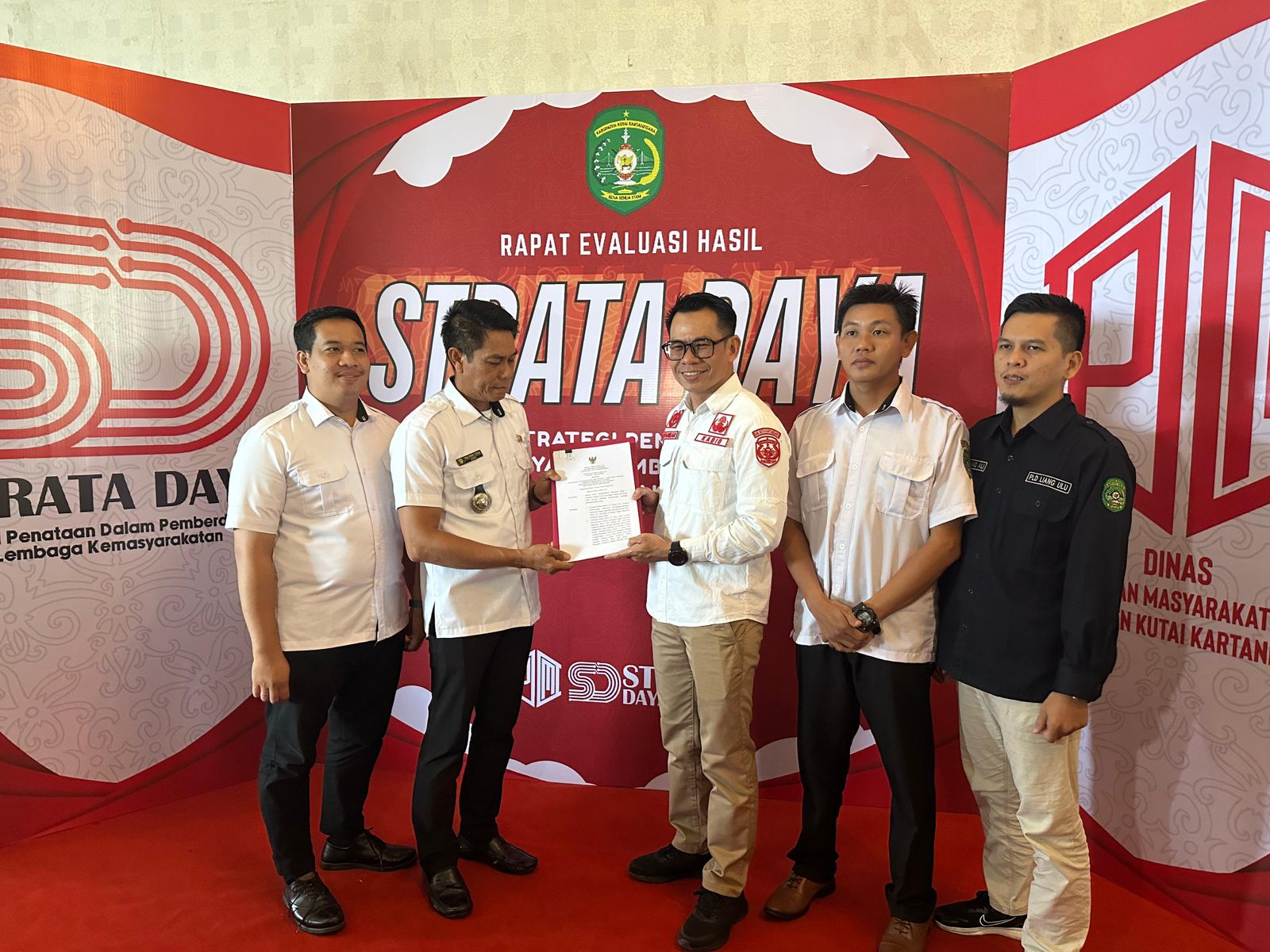 Penetapan Masyarakat Hukum Adat Desa Kedang Ipil