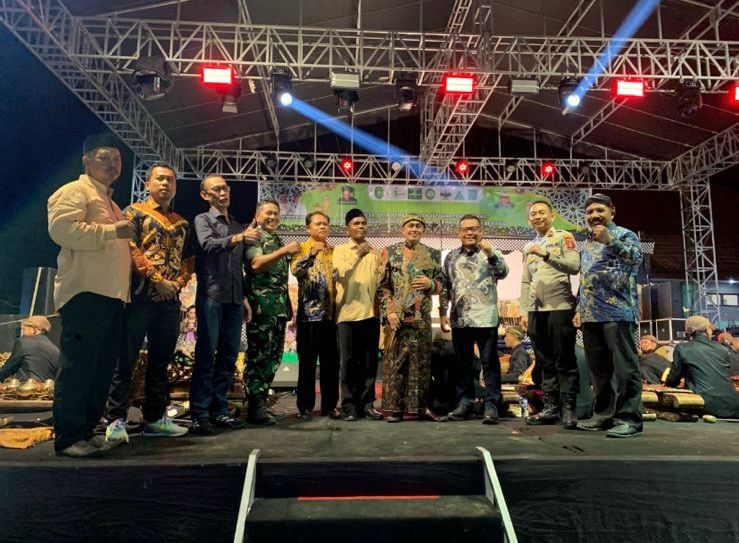 Pelestarian Budaya Lewat Perayaan HUT Desa Bukit Raya