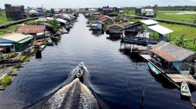 Pemdes Muara Enggelam Dukung BUMDes Bersinar Desaku