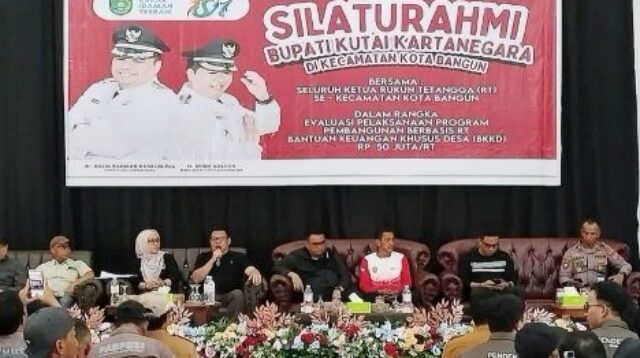 DPMD Kukar Lanjutkan Program Bantuan RT Dengan Nilai Rp150